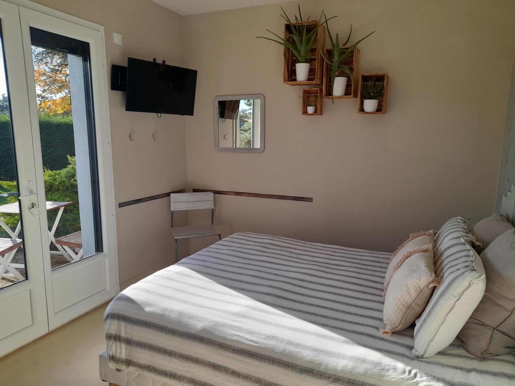 La Maison Du Bonheur, Borne De Recharge Ve Saint-Bernard  Номер фото